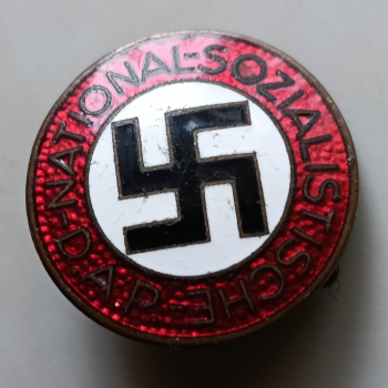 Enamel NSDAP member’s badge. (4)